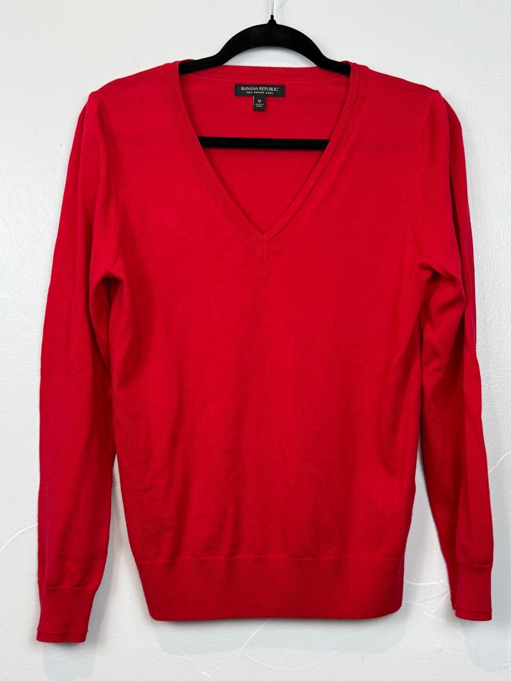 Banana Republic 100% Merino Wool Red Crewneck Pullover Sweater M Preppy